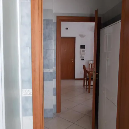 شقة La Finestra Sul Parco *